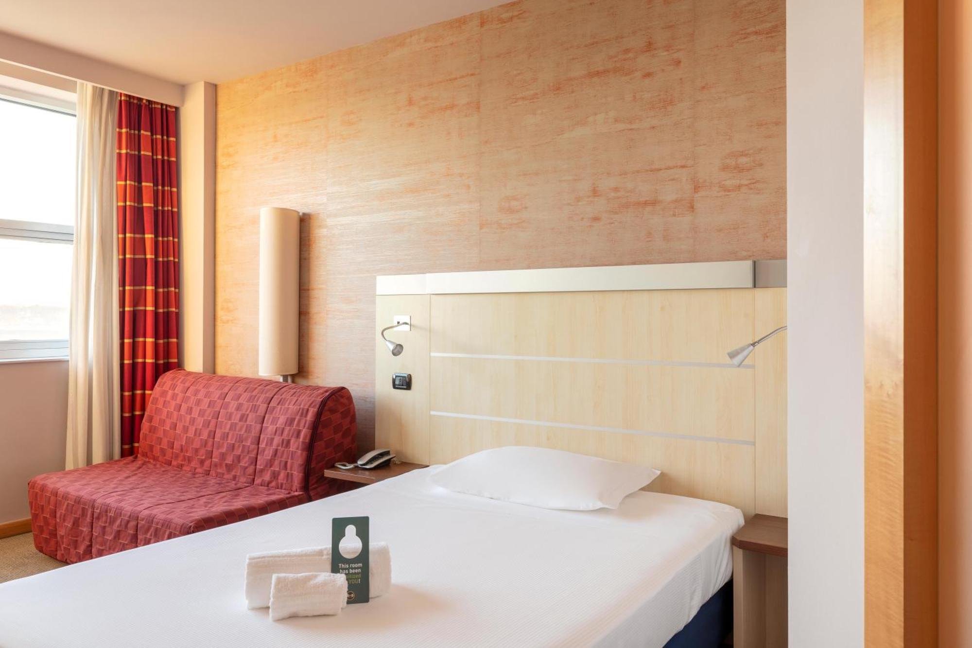 B&B Hotel Cherasco Langhe المظهر الخارجي الصورة